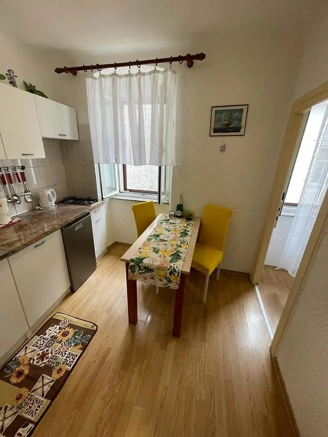 Dana Apartment Cres Croatia