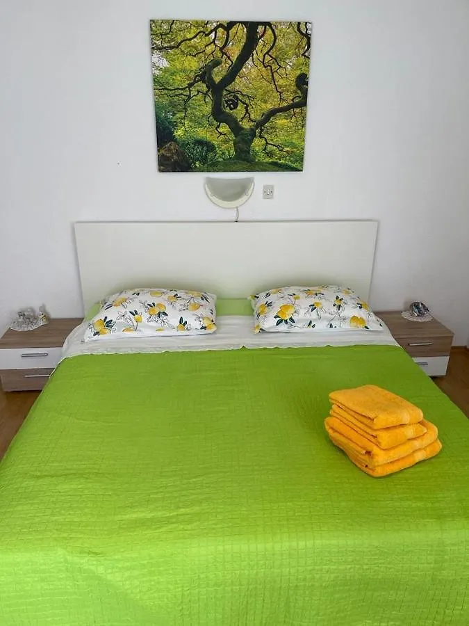 Apartmán Dana Cres 0*,  Chorvatsko
